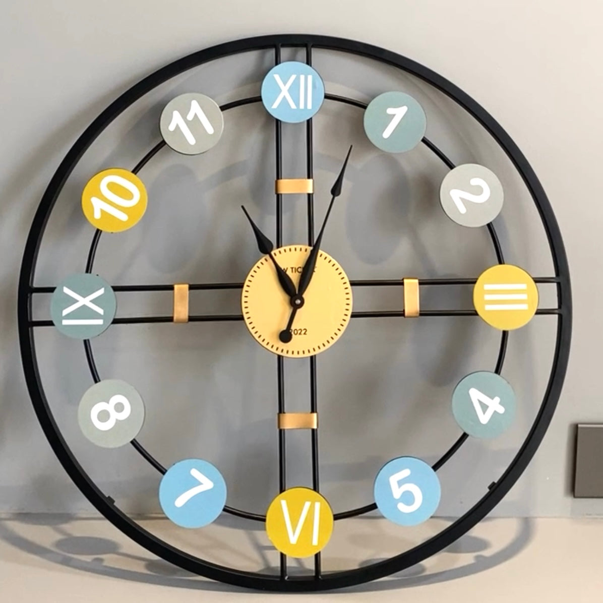 Metal Round Clock